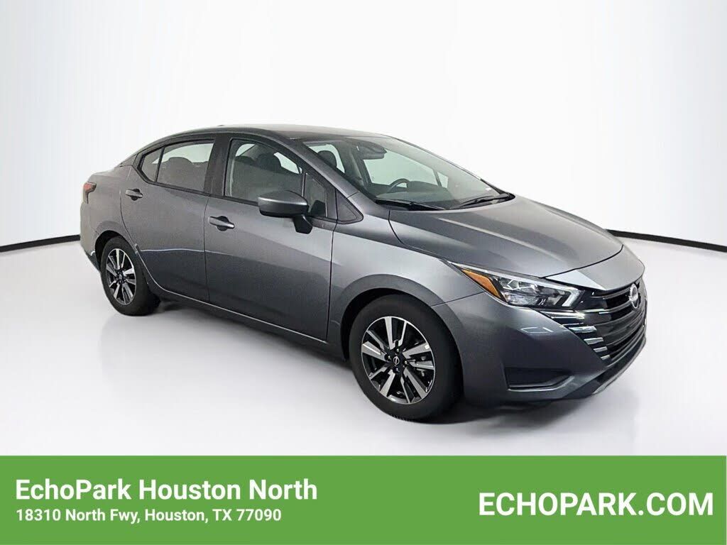 2025 NISSAN Versa