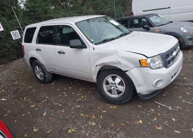 2011 FORD Escape