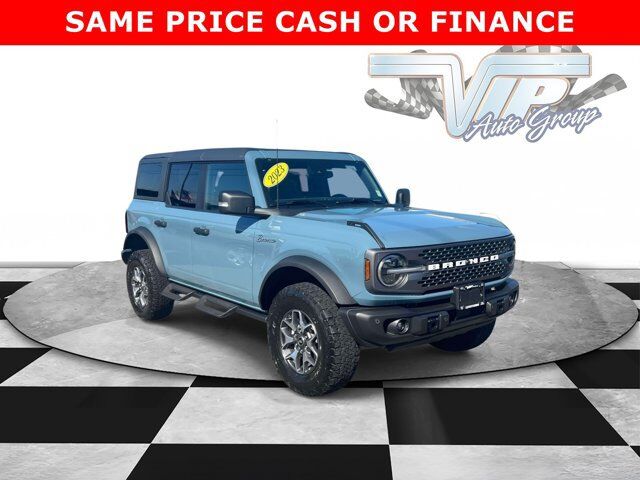 2023 FORD Bronco