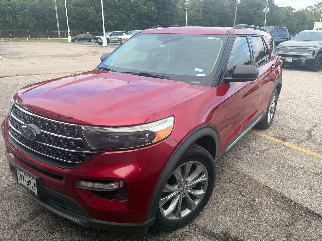 2021 FORD Explorer