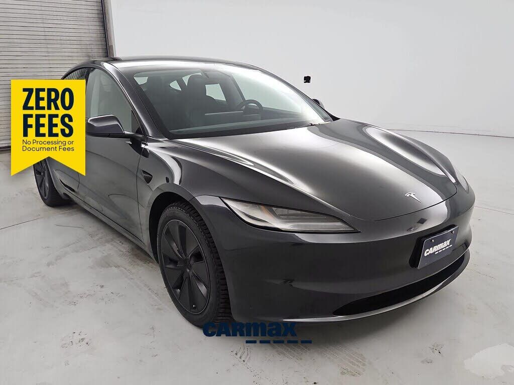2025 TESLA Model 3