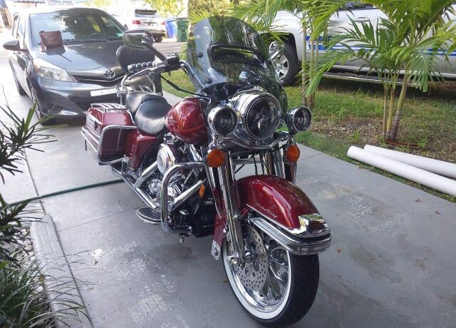 2000 HARLEY DAVIDSON Road King