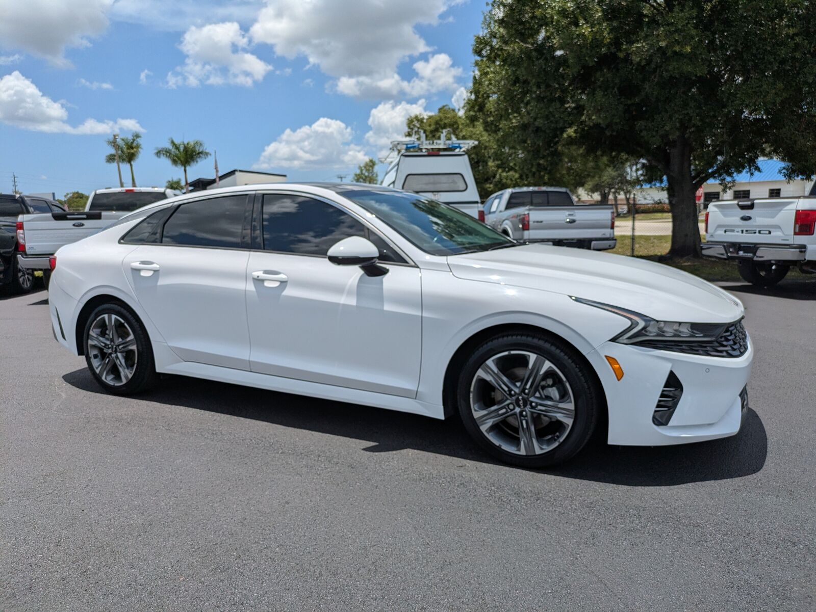 2023 KIA K5