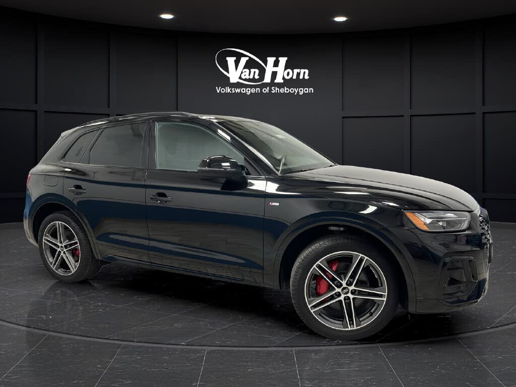 2024 AUDI Q5 e
