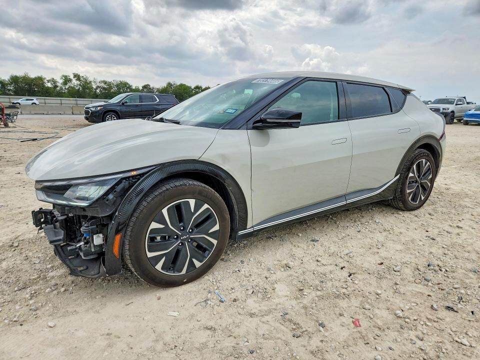 2024 KIA EV6
