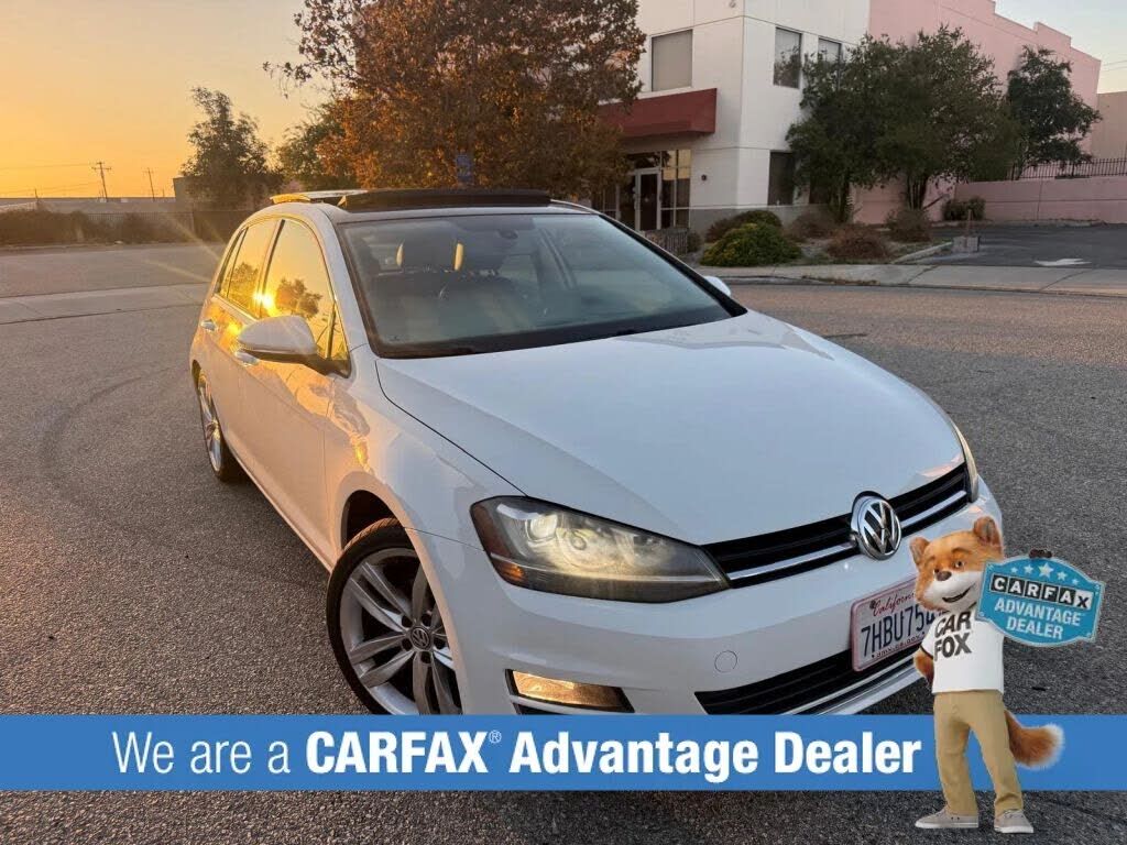 2015 VOLKSWAGEN Golf