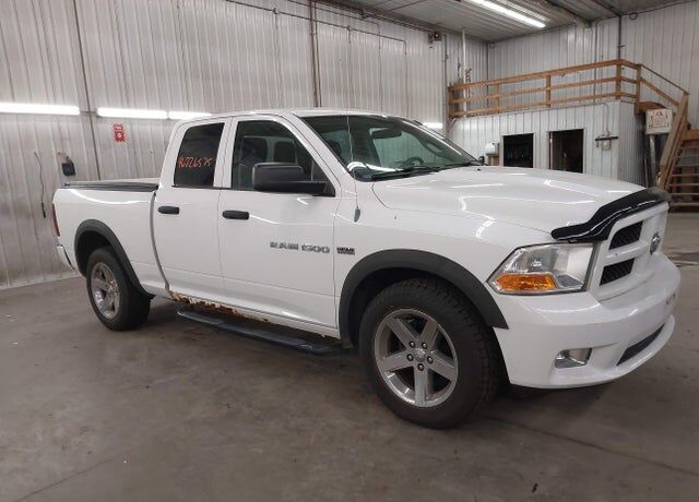 2012 DODGE Ram