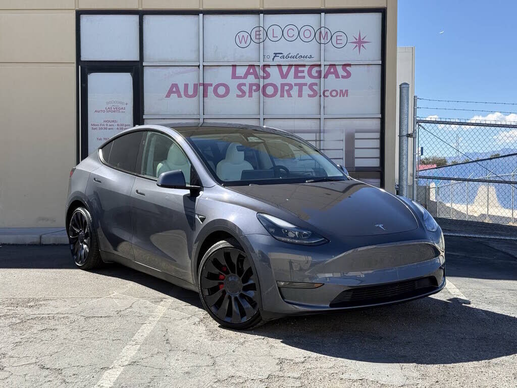 2023 TESLA Model Y