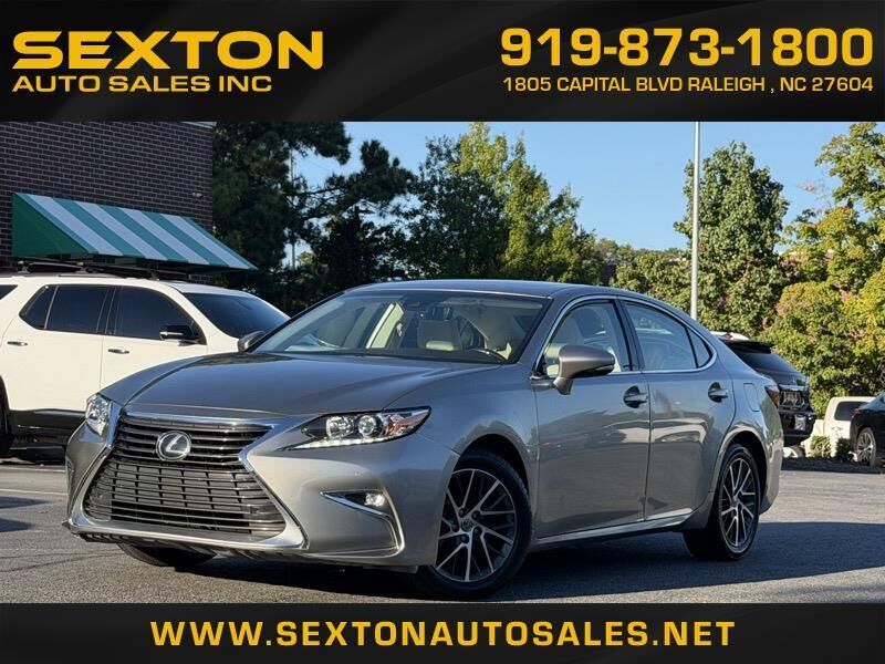 2017 LEXUS ES