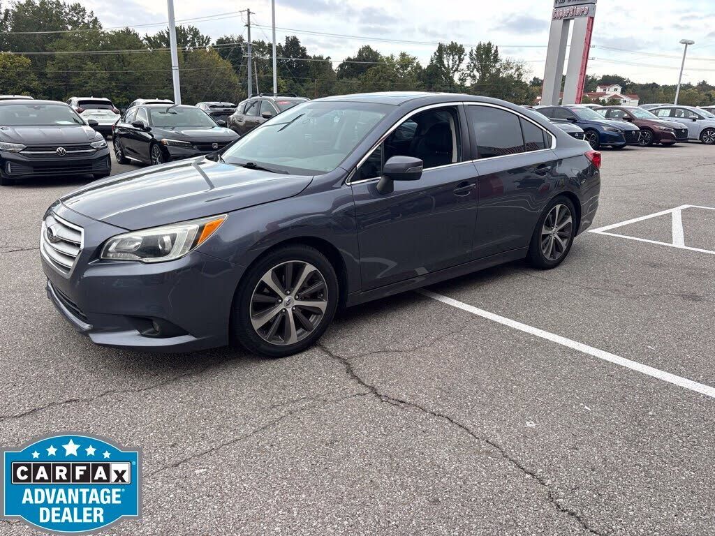 2016 SUBARU Legacy