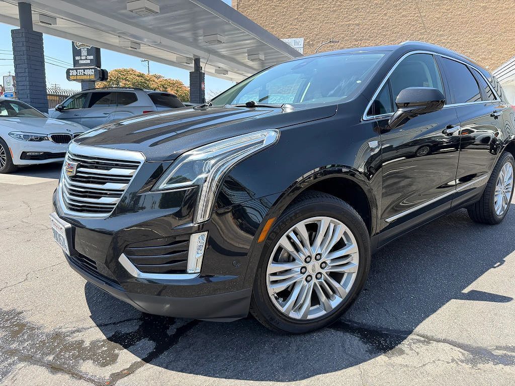 2017 CADILLAC XT5