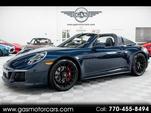 2019 PORSCHE 911