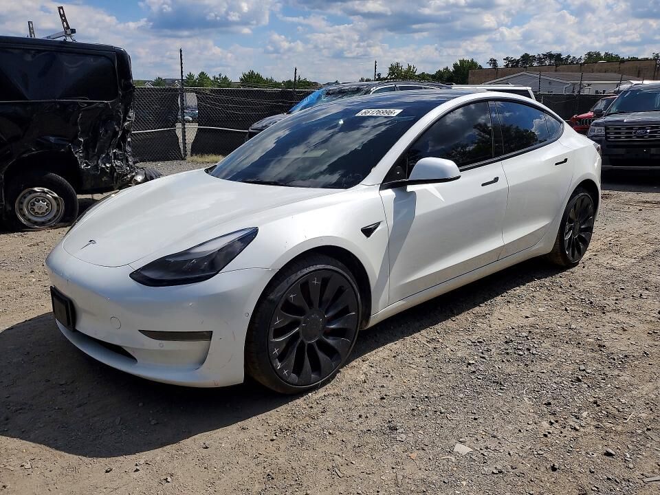 2022 TESLA Model 3