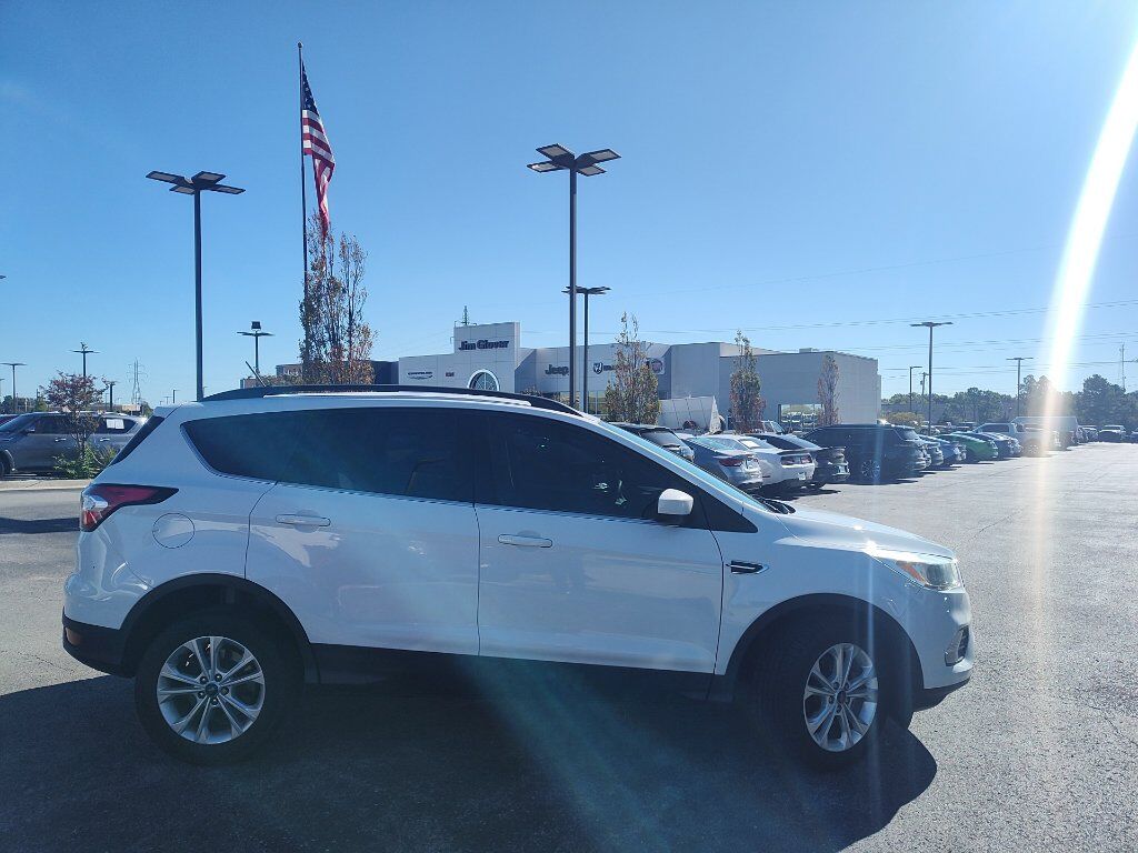 2018 FORD Escape