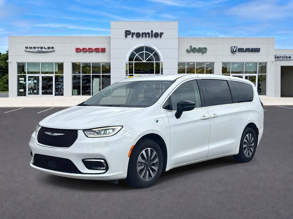 2024 CHRYSLER Pacifica