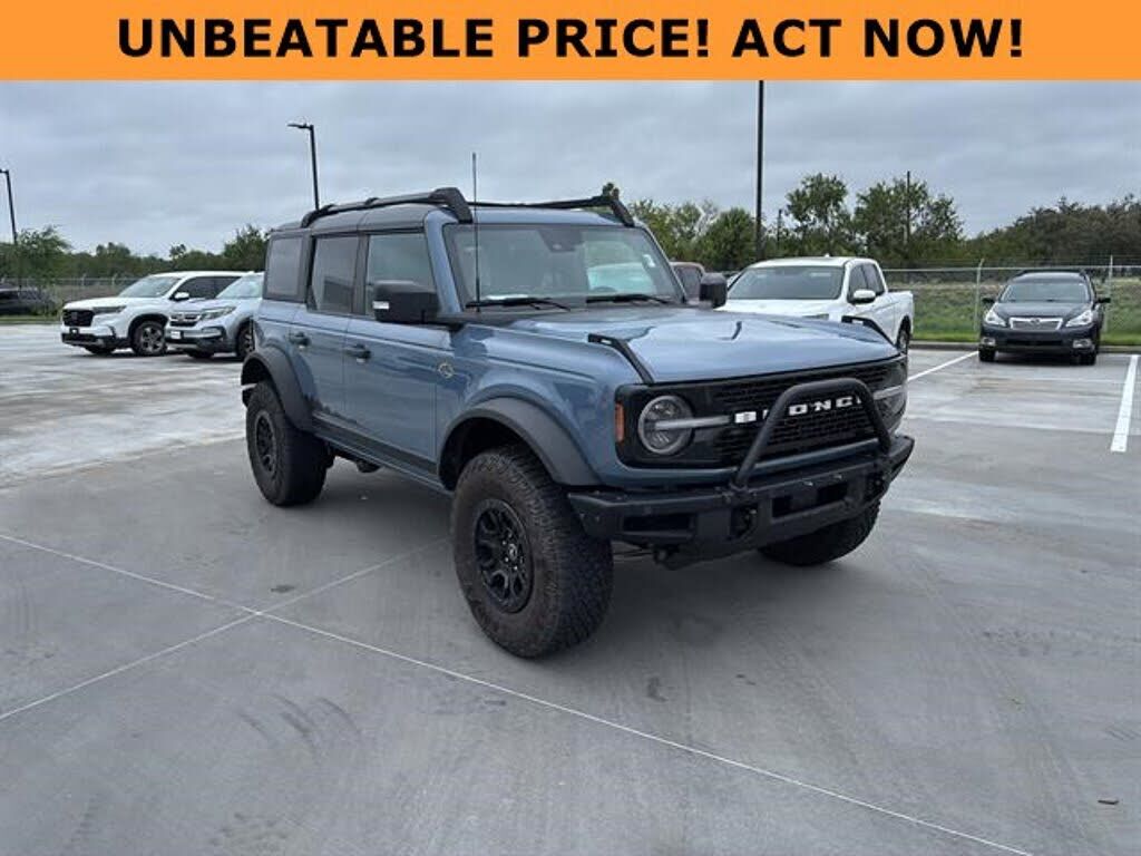 2023 FORD Bronco
