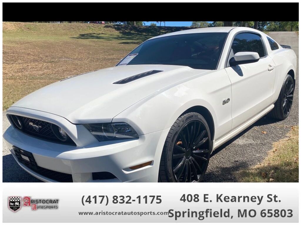 2013 FORD Mustang