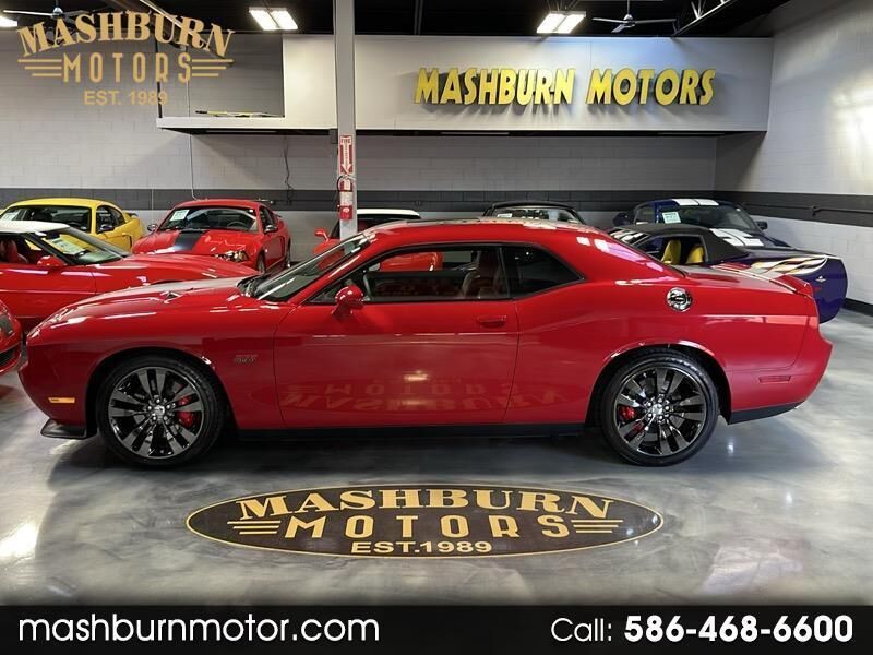 2013 DODGE Challenger