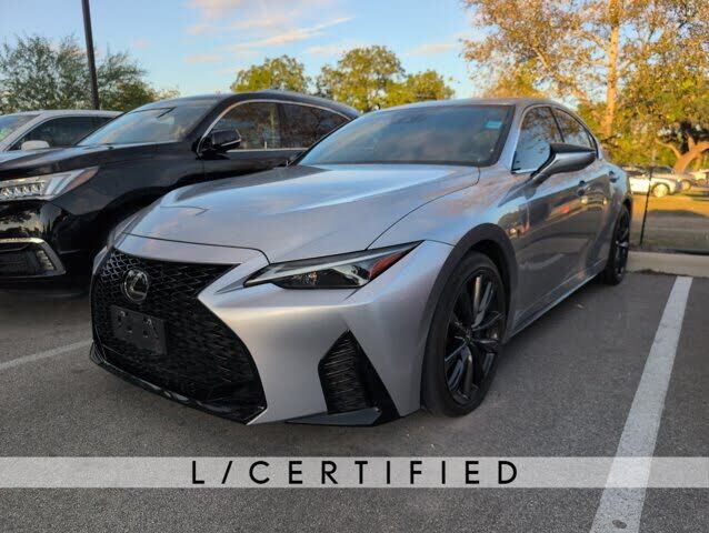 2023 LEXUS IS