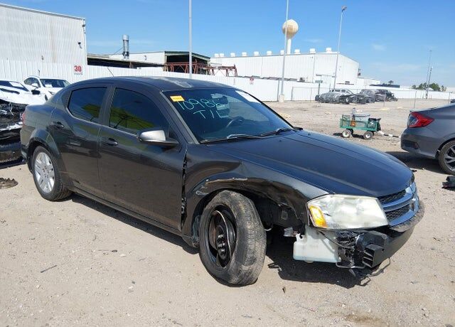 2014 DODGE Avenger