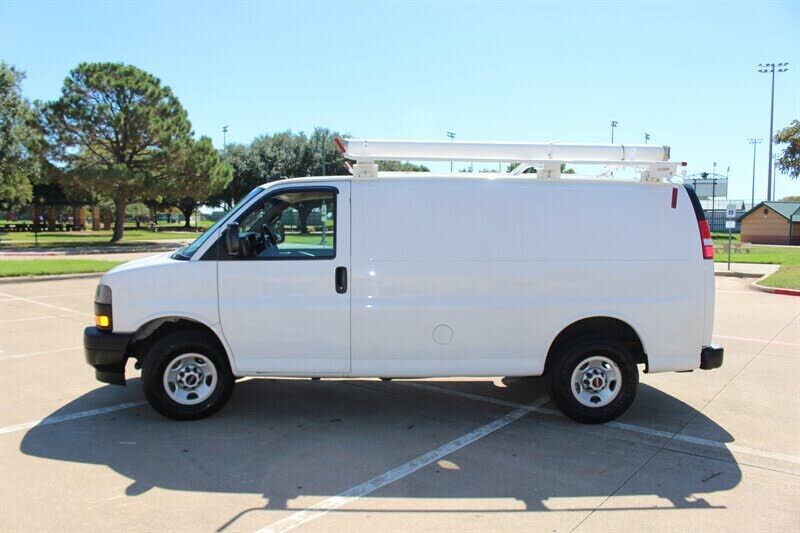 2020 GMC Savana