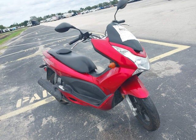 2013 HONDA PCX150