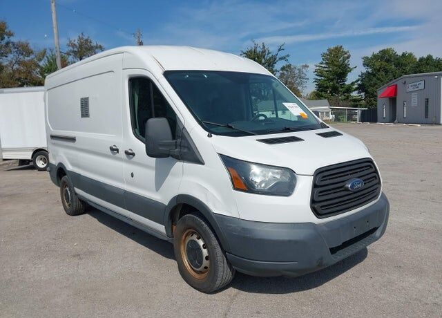 2015 FORD Transit