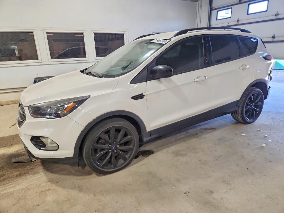 2017 FORD Escape