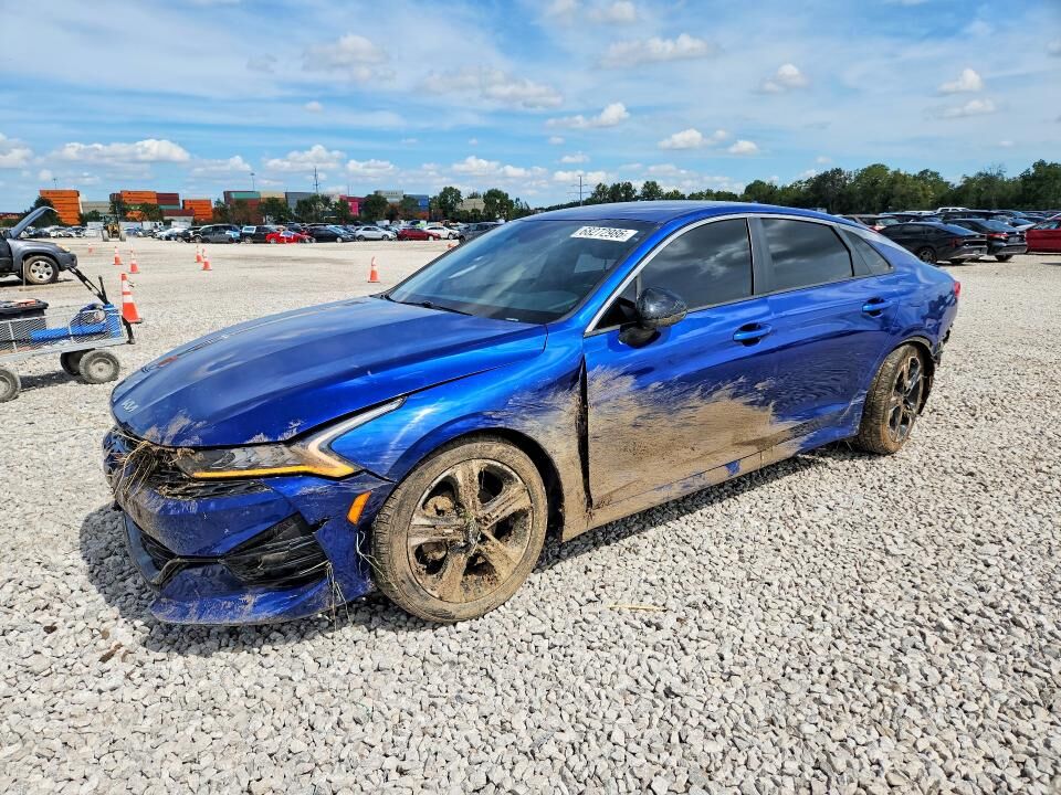 2022 KIA K5