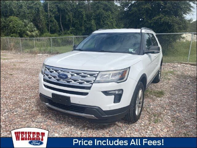 2019 FORD Explorer
