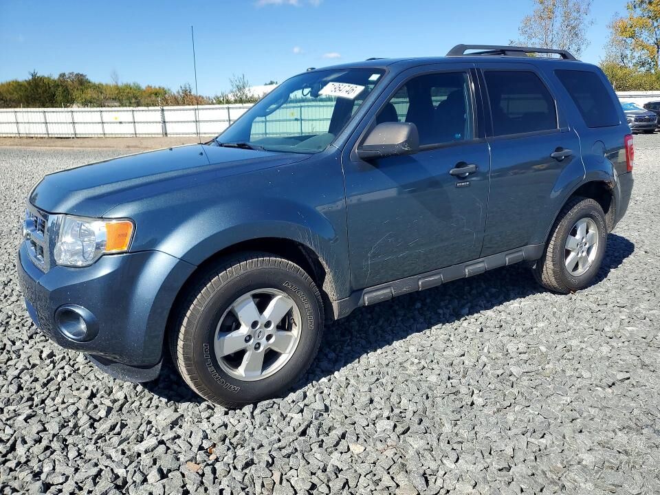 2010 FORD Escape