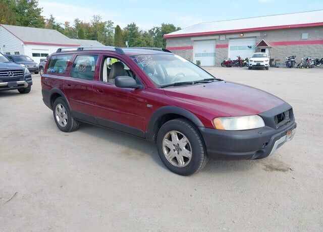 2005 VOLVO XC70