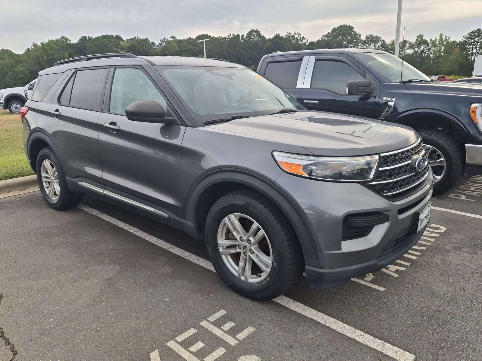 2023 FORD Explorer