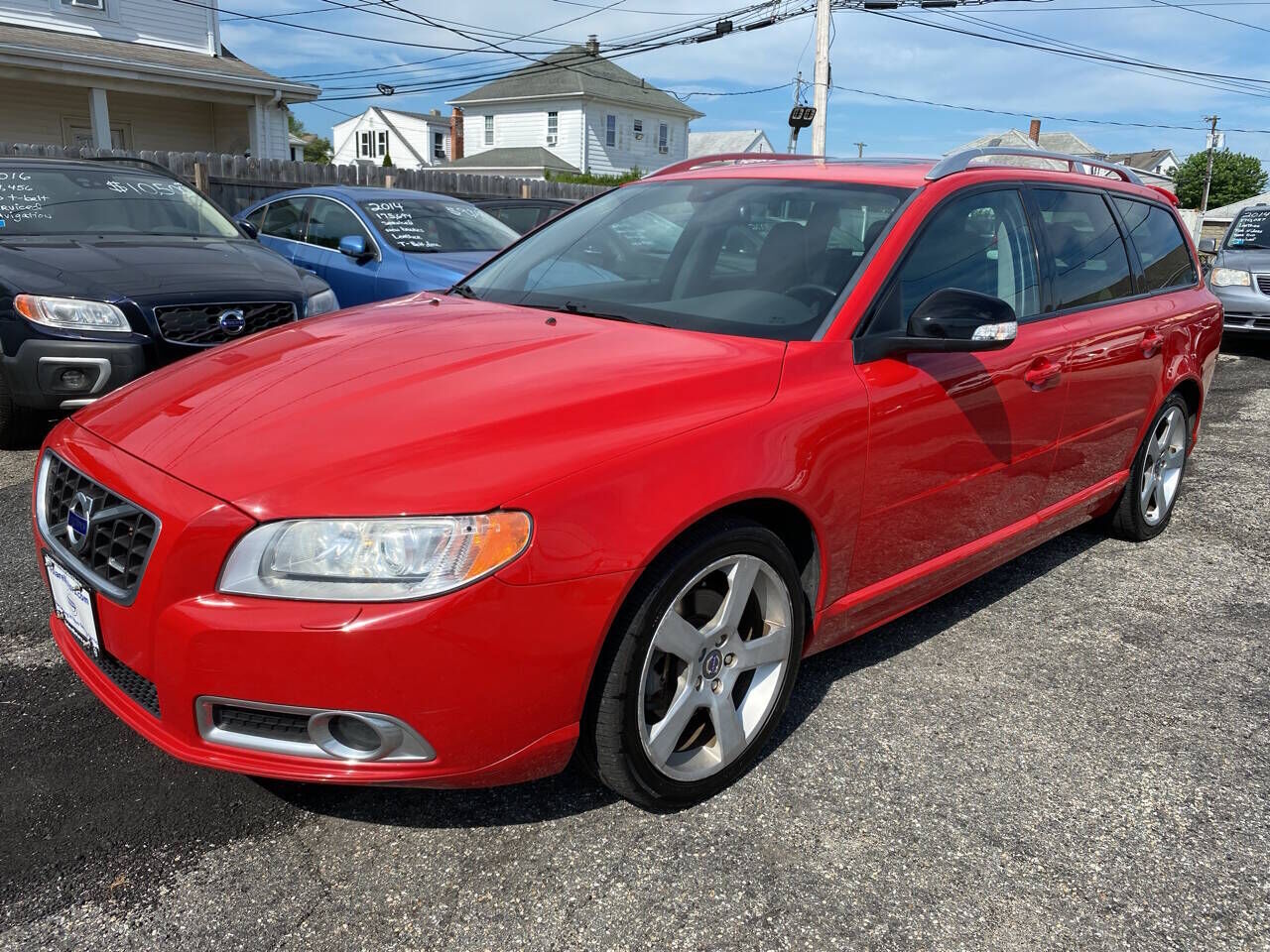 2010 VOLVO V70