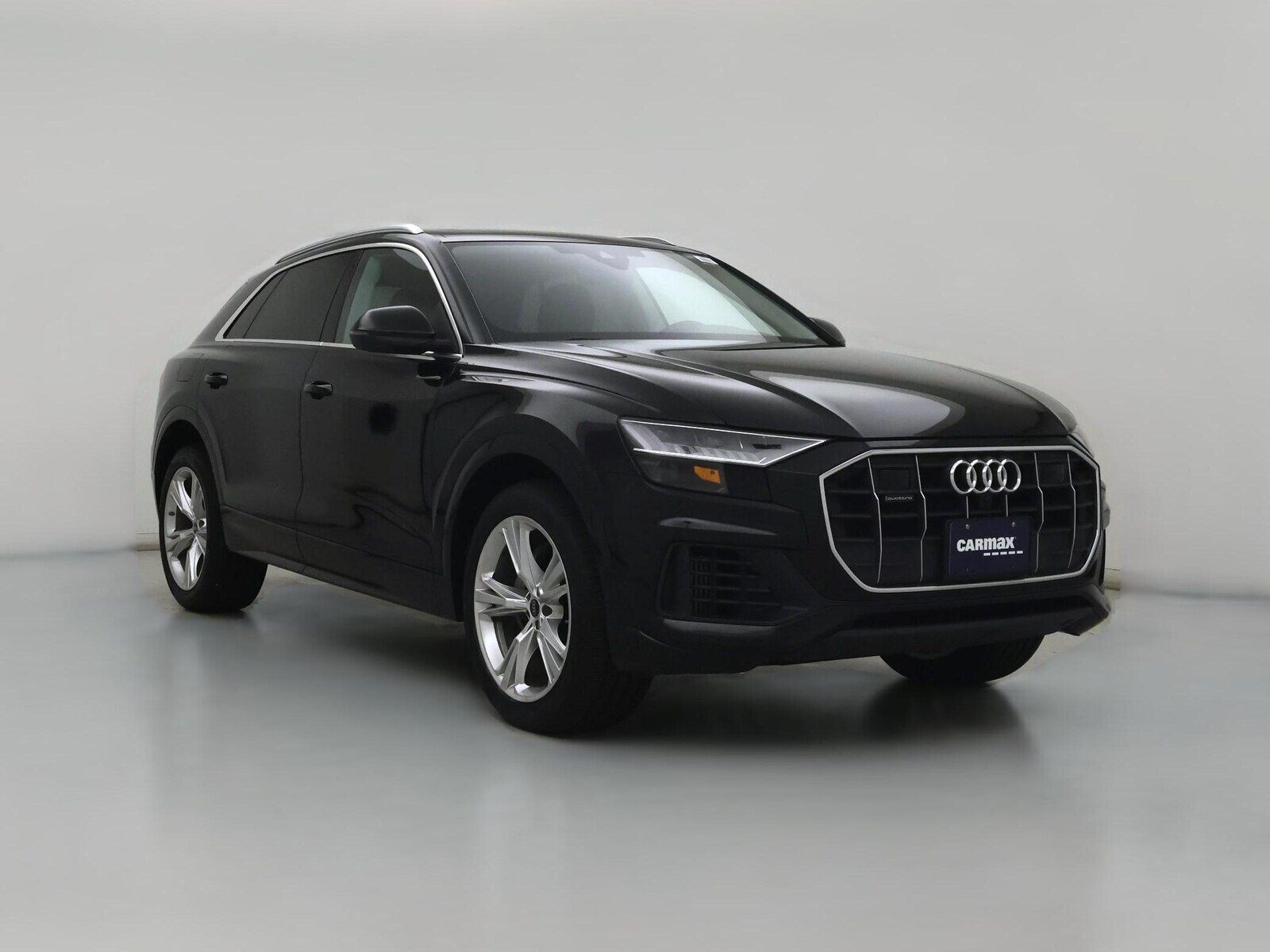 2023 AUDI Q8