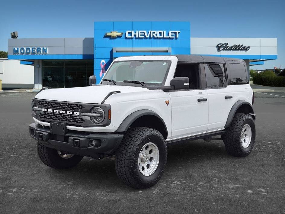 2023 FORD Bronco