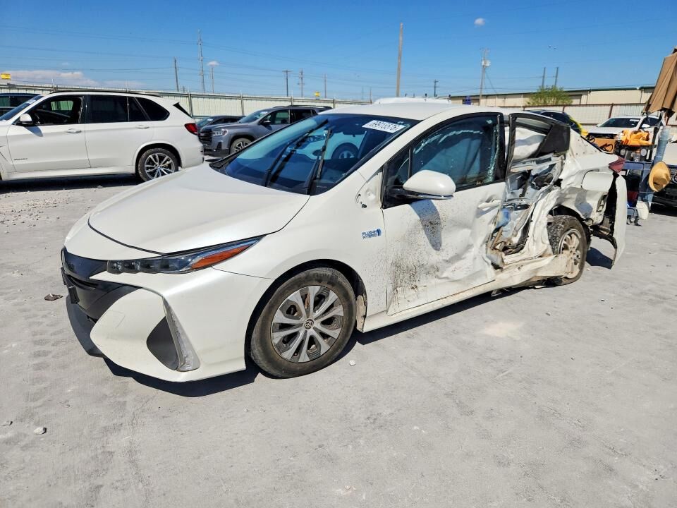 2020 TOYOTA Prius
