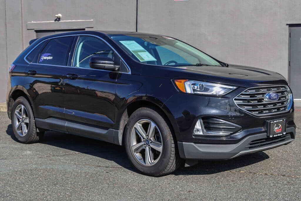 2022 FORD Edge
