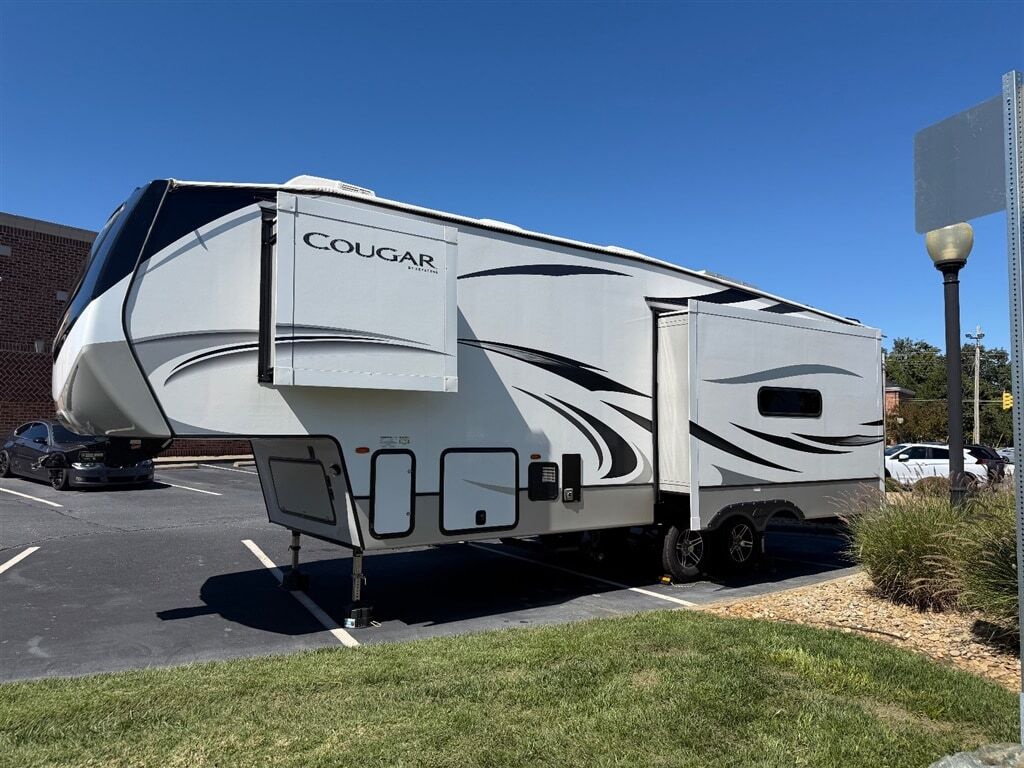 2022 COUGAR Cougar