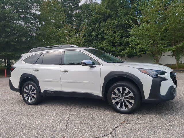 2025 SUBARU Outback