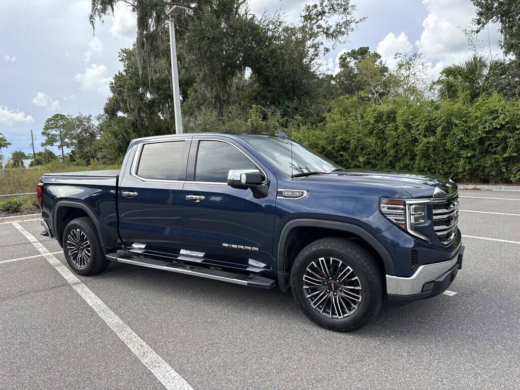 2023 GMC Sierra