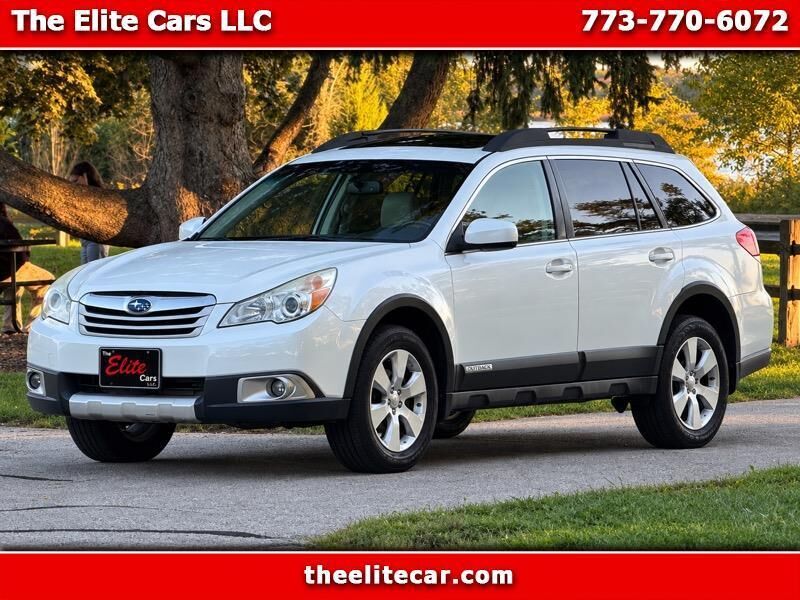 2011 SUBARU Outback