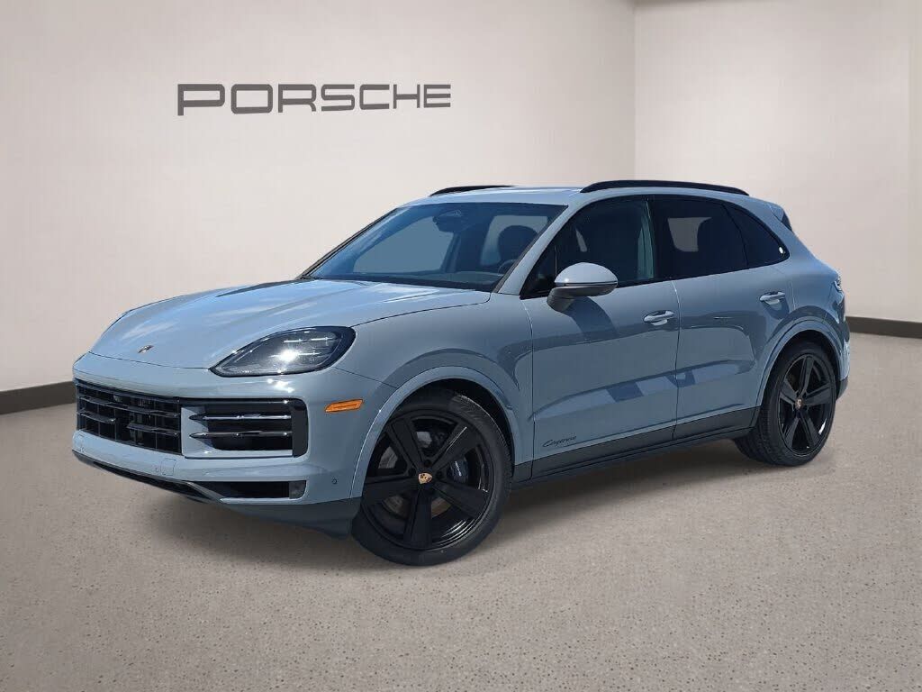2026 PORSCHE Cayenne