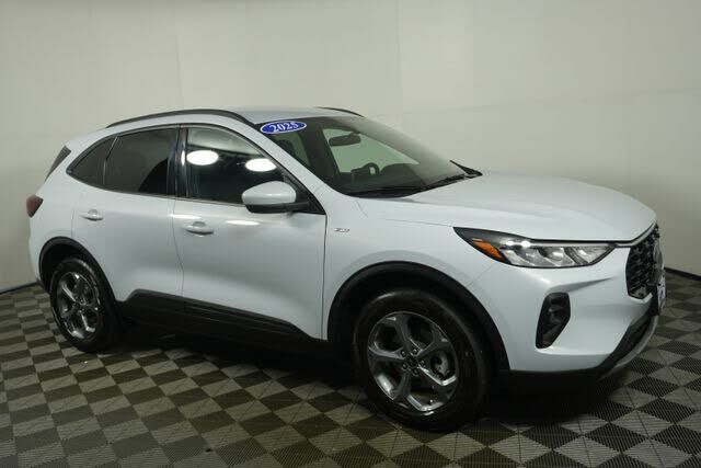 2025 FORD Escape
