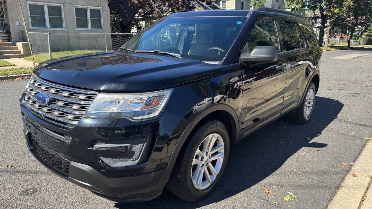 2017 FORD Explorer