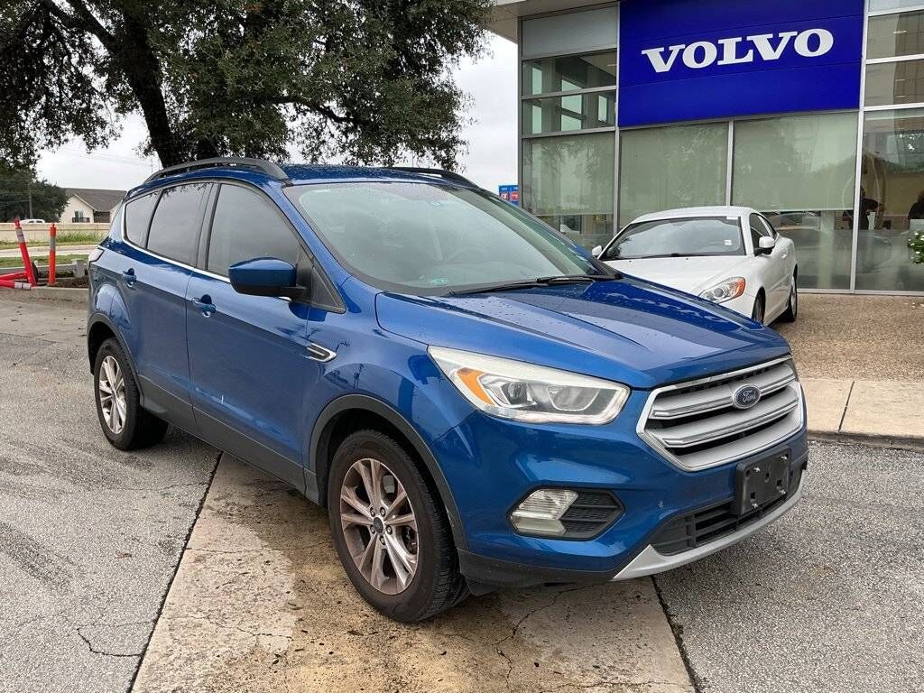 2017 FORD Escape