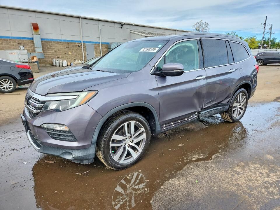 2017 HONDA Pilot