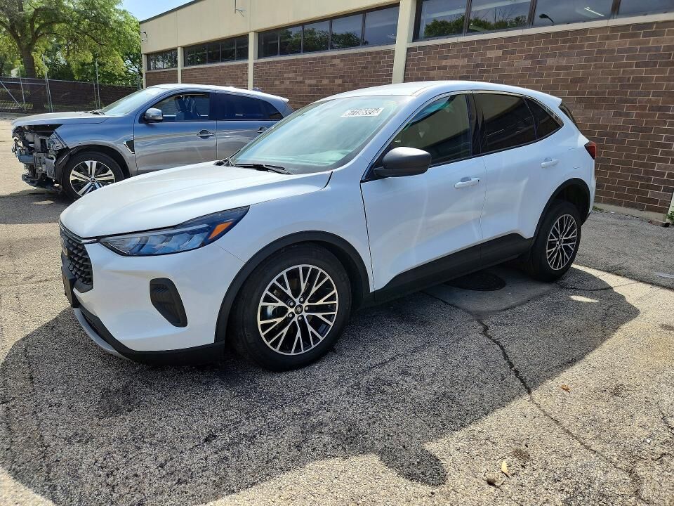 2023 FORD Escape