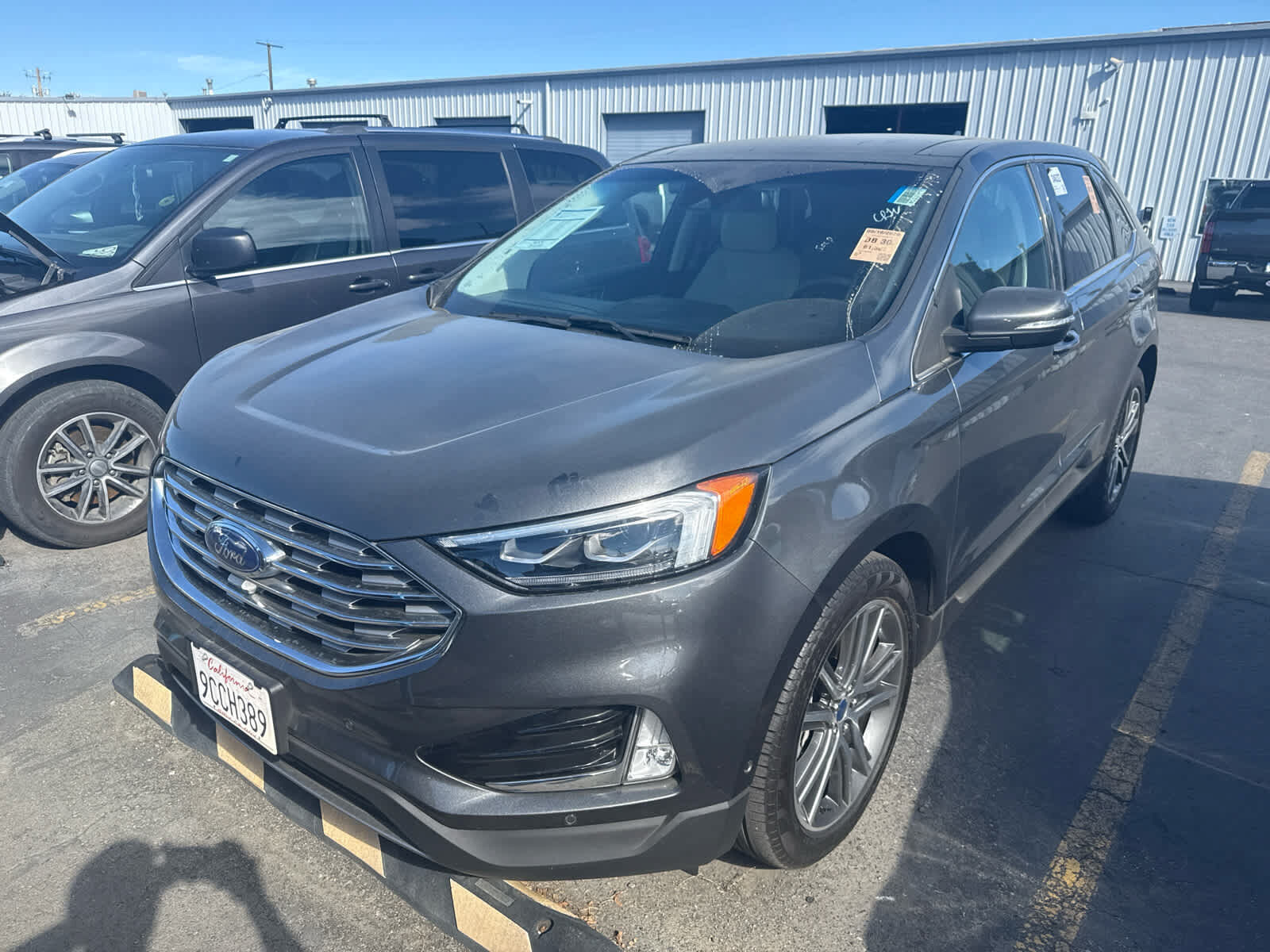 2019 FORD Edge