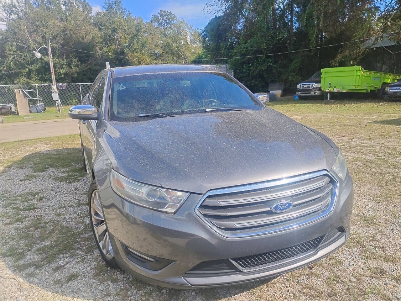 2013 FORD Taurus
